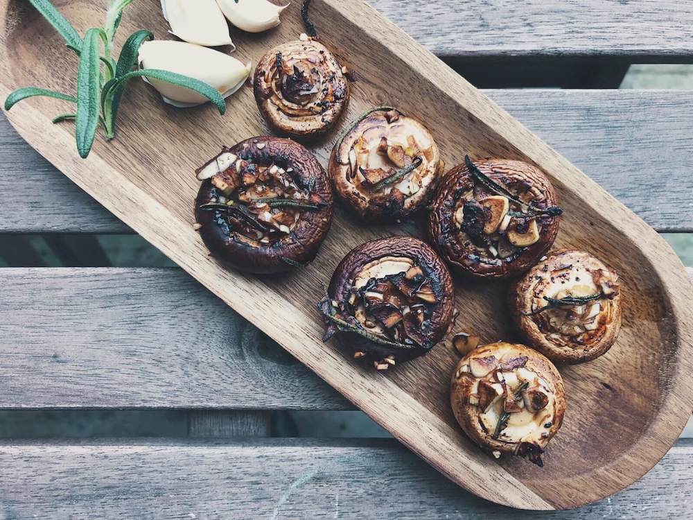 Svampe med balsamico og hvidløg opskrift