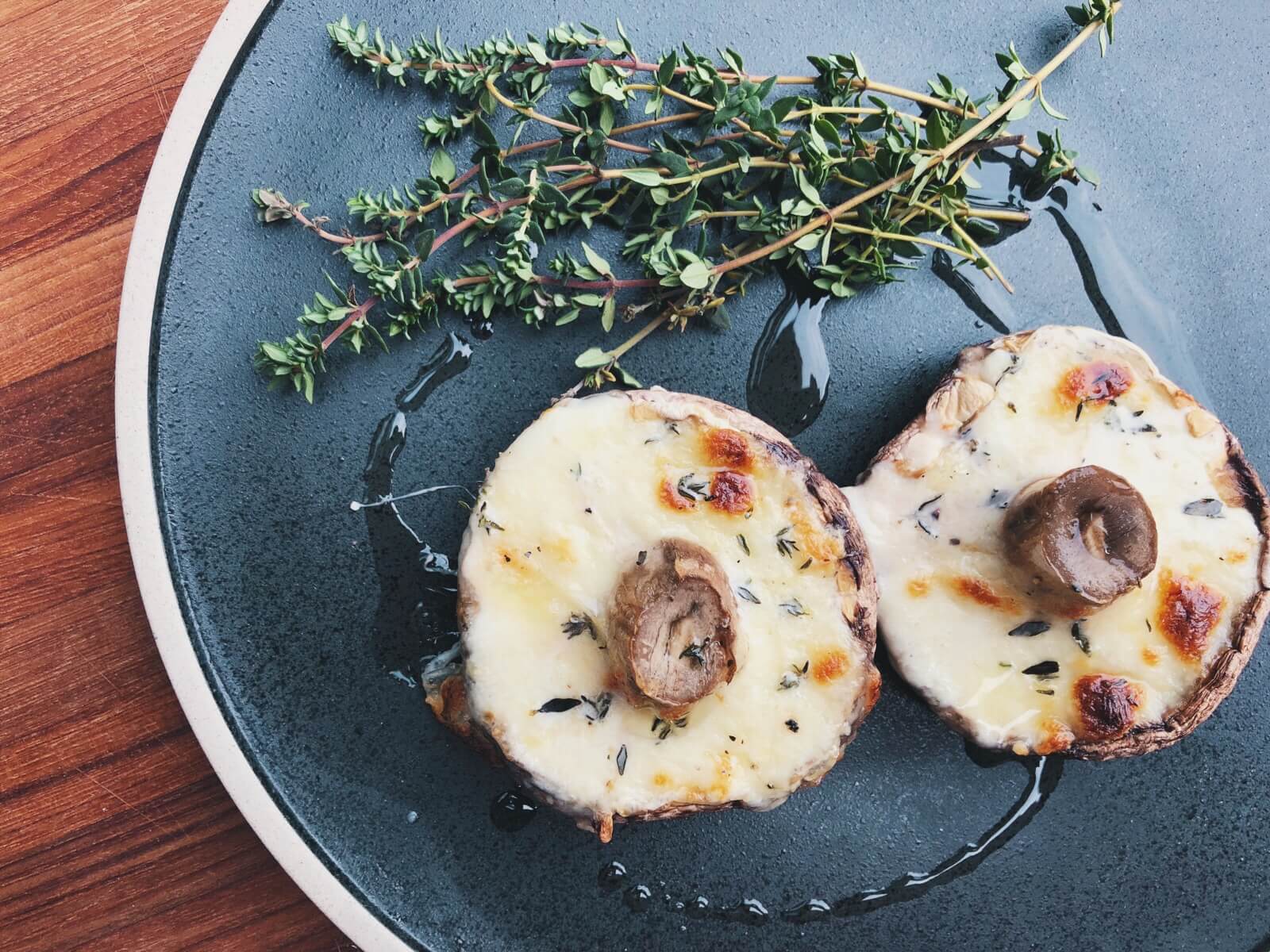 portobello med mozzarella timian - Shroomi