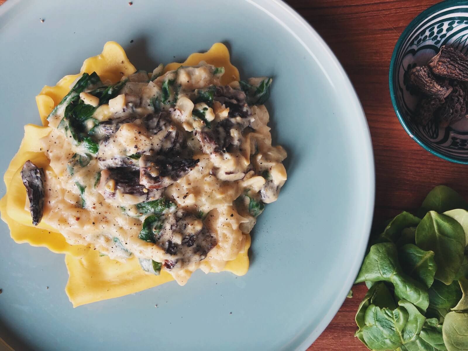 ravioli med morkel sauce