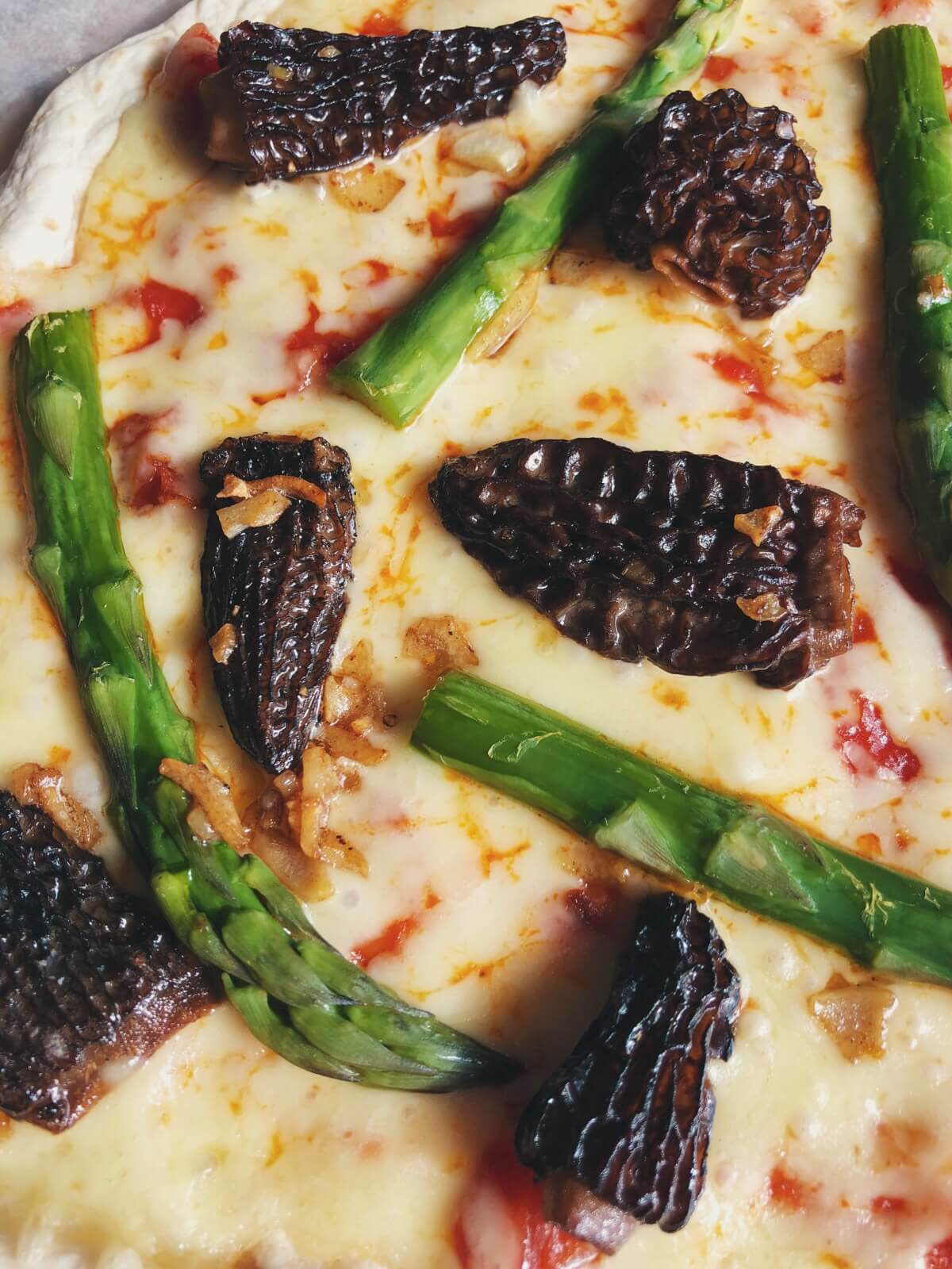 tortilla pizza med morkler ingredienser