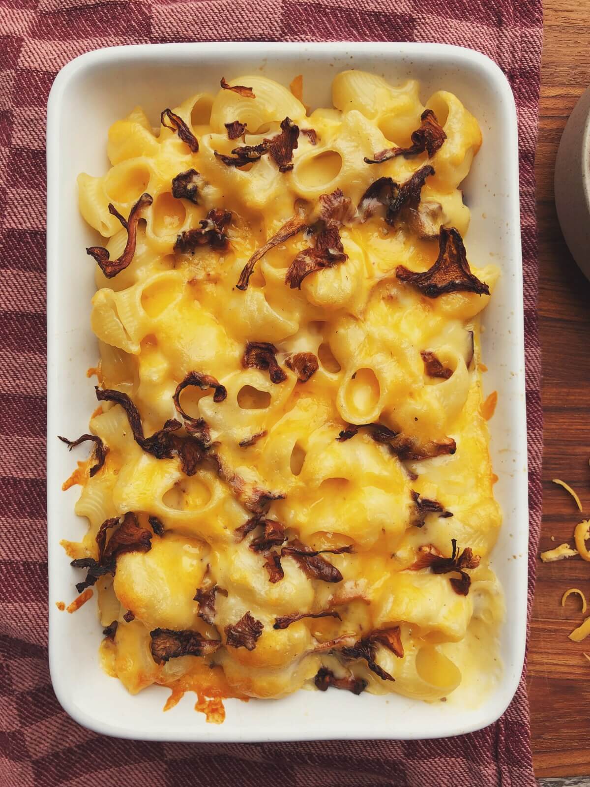 mac and cheese med kantarel ingredienser