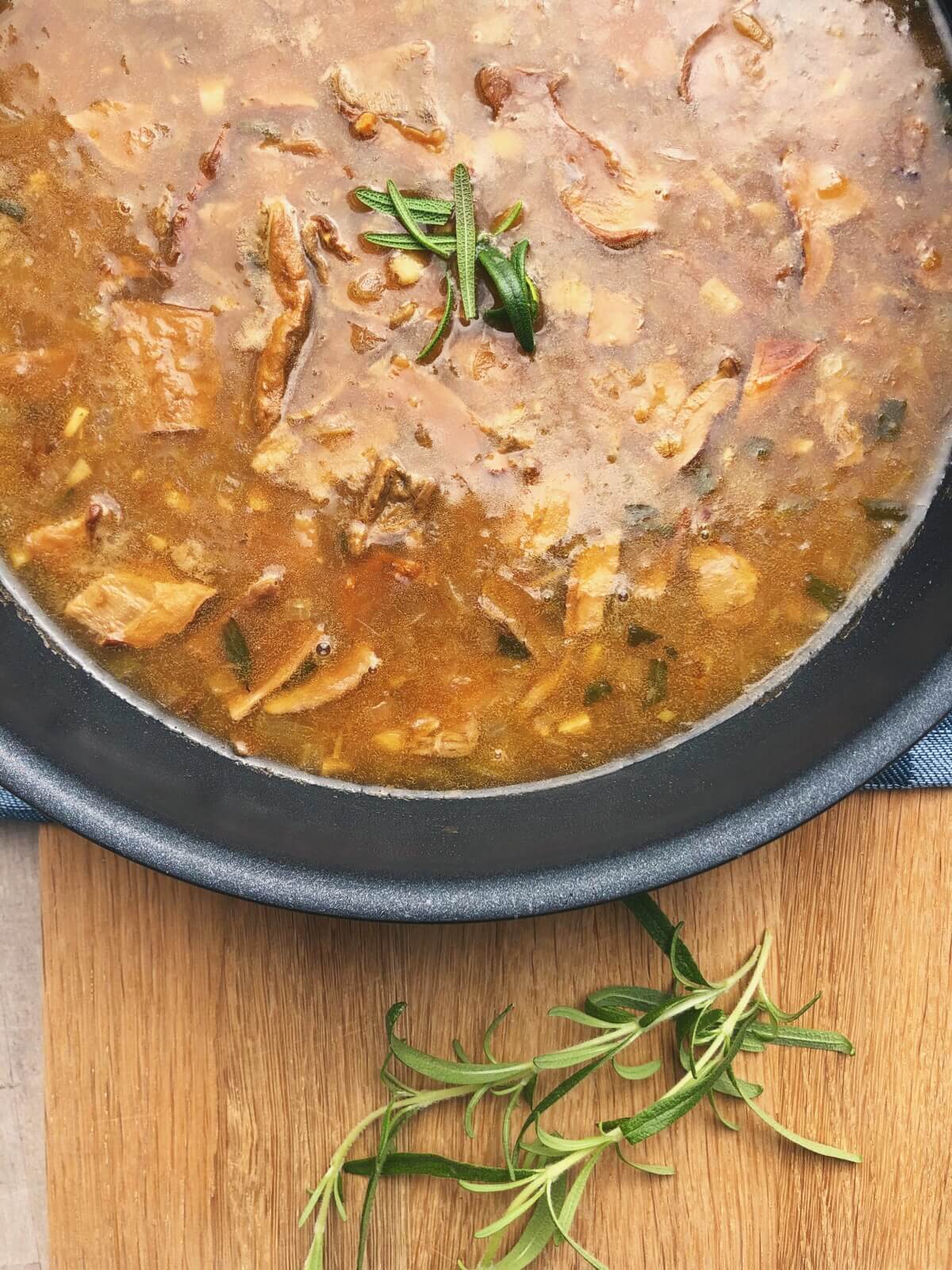 Svampesauce med Karl Johan ingredienser