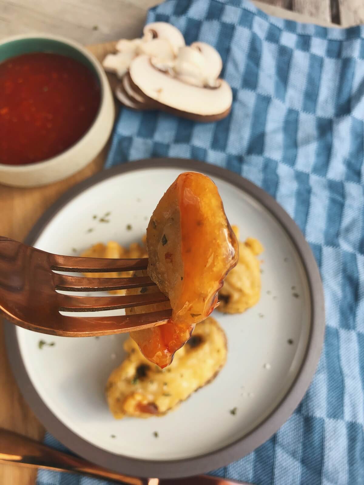 Øl-friteret portobello med sur-sød sauce opskrift