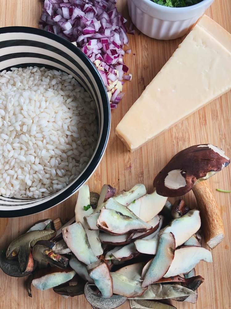 Risotto med Brunstokket Rørhat og persille ingredienser